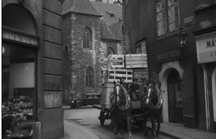 2026_04_IKONA_WEB_HRBEK