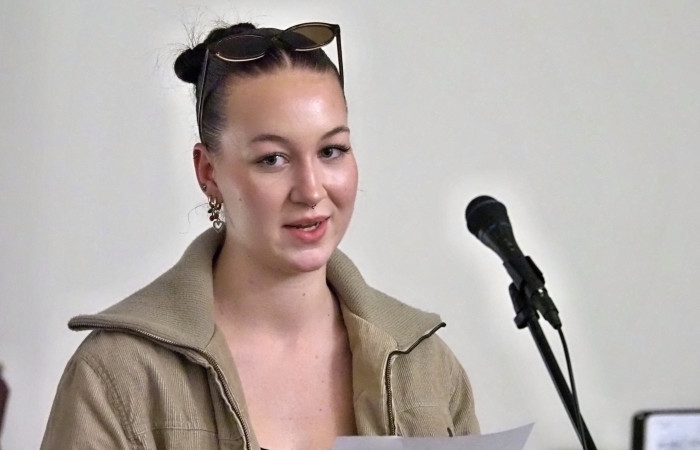 Noc_literatury_v_Ltm_-_19_Kva_s_prou