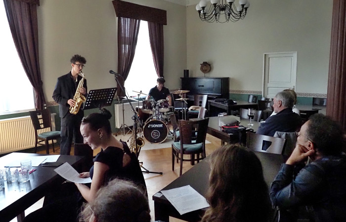 Noc_literatury_v_Ltm_-_8_Kva_s_prou