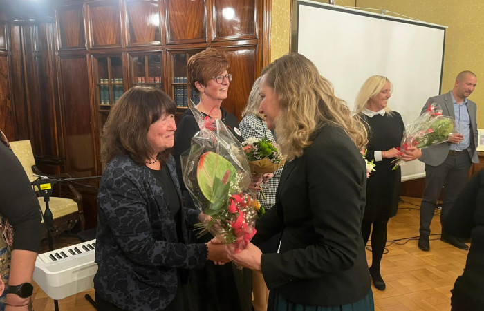 86322702-d317-4193-ba91-704f55ad1ada