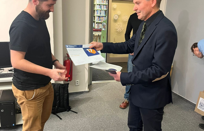 ddf4cf41-a5af-4fd2-b638-4ad7fda5ef72