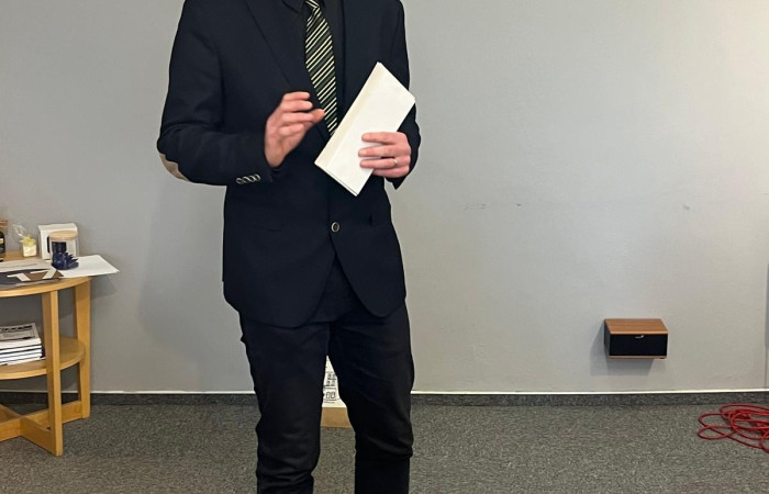 ef05f0d2-3dd2-4b96-82f1-8f479d84149f