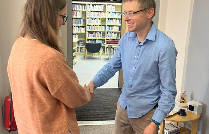 f95c31d2-e8c5-4b64-acde-91535f4ef1db