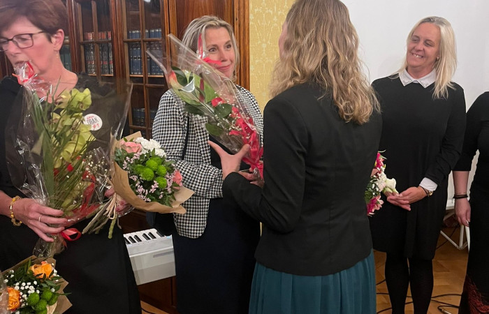 ea21e2bb-4c83-41e2-ae77-a0d19229d44a